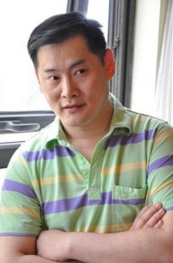 王彤