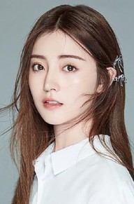 李希萌